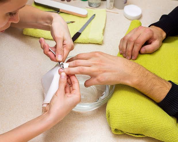 Salon Qbx Family Beauty Parlour